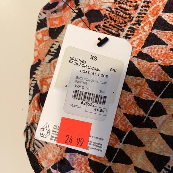 XS Volcom Top - Picture 6 of 6